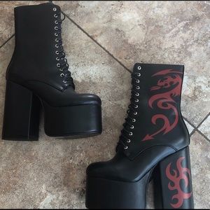 !!SOLD!! Brand new Black platform heels